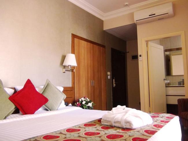 Orient Prince Hotel Beirut Zimmer foto
