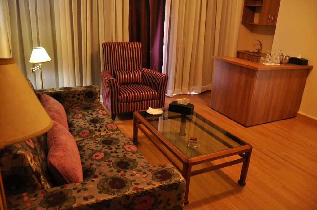 Orient Prince Hotel Beirut Zimmer foto